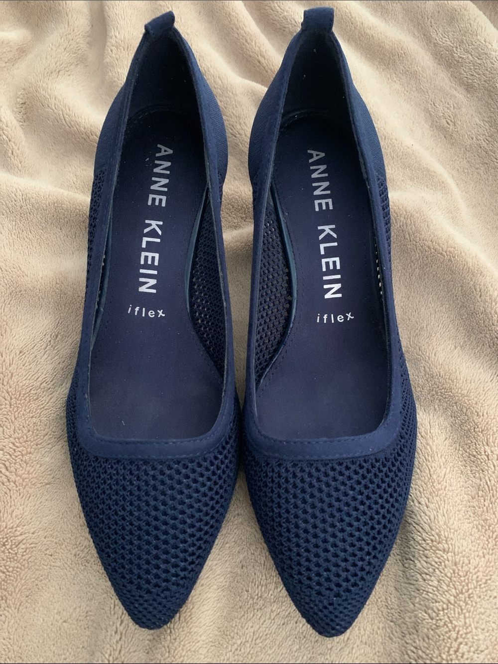 Anne Klein iflex Navy Pointed-Toe Knit Heels 7 1/2M